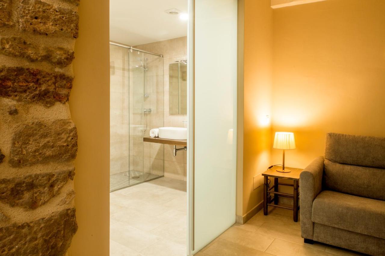 Habitacions Placa Major Santa Pau Exterior photo