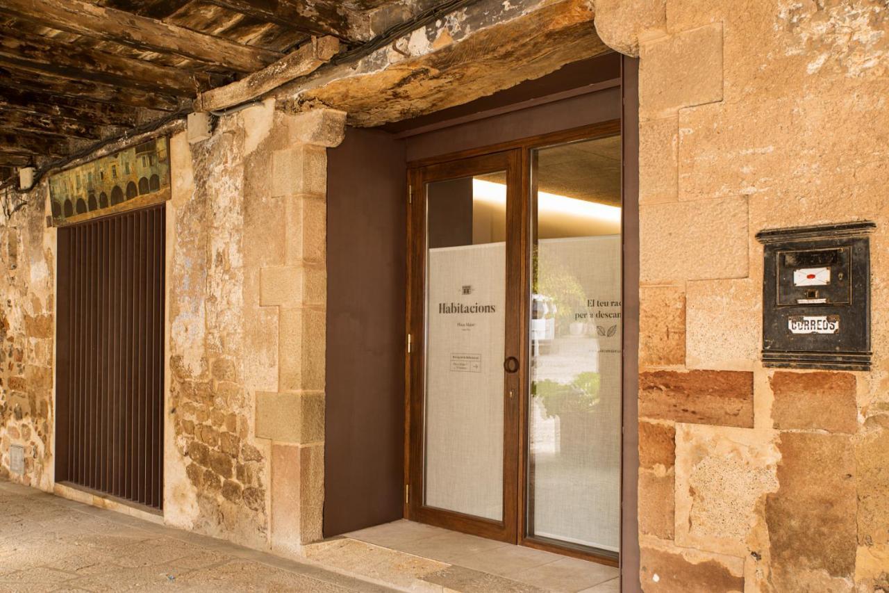 Habitacions Placa Major Santa Pau Exterior photo
